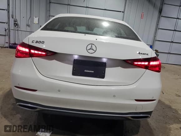 ✅ 2023 Mercedes-Benz C 300 • VIN: W1KAF4HB7PR121412 • Лот: 84762634. Опубликован ранее на Copart с пробегом 21 141 миль. Бесплатный доступ к архиву аукционных продаж из США и подробный отчёт об истории автомобиля на DreamBid. Изображение 6.