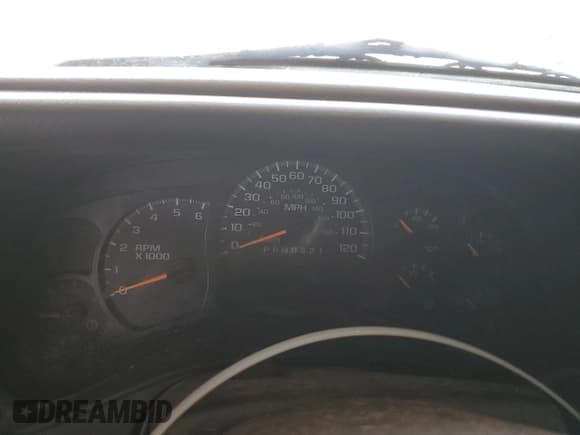 ✅ 2006 Chevrolet Silverado 2500HD LT2 • VIN: 1GCHK23U06F156181 • Lot: 61015095. Wystawiony na Copart z przebiegiem Nie podano. Bezpłatny archiwum sprzedaży aukcyjnych z USA i szczegółowy raport historii pojazdu na DreamBid. Zdjęcie 9.