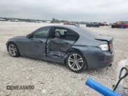 ✅ 2013 BMW 3 Series 328i • VIN: WBA3A5G50DNP21868 • Лот: 81760025. Опубликован ранее на Copart с пробегом Не указан. Бесплатный доступ к архиву аукционных продаж из США и подробный отчёт об истории автомобиля на DreamBid. Изображение 2.