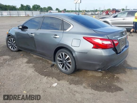 ✅ 2017 Nissan Altima SR • VIN: 1N4AL3AP4HC205183 • Лот: 42657549. Опубликован ранее на IAAI с пробегом 95 619 миль. Бесплатный доступ к архиву аукционных продаж из США и подробный отчёт об истории автомобиля на DreamBid. Изображение 3.