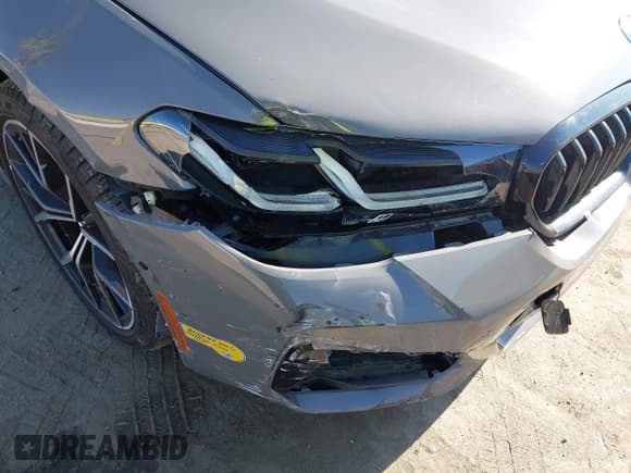 ✅ 2022 BMW 5 Series 530e • VIN: WBA13AG07NCJ51136 • Lot: 42003561. Listed on IAAI with 16,815 mi. Free auction sales archive from the USA and detailed vehicle history report at DreamBid. Image 6.