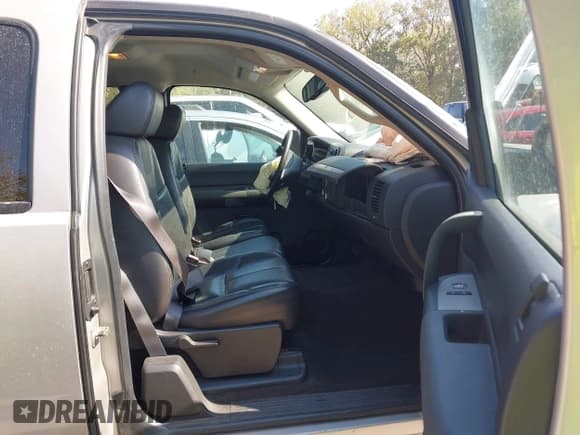 ✅ 2007 Chevrolet Silverado 1500 LTZ • VIN: 2GCEC190371708912 • Lot: 43456609. Listed on IAAI with 145,468 mi. Free auction sales archive from the USA and detailed vehicle history report at DreamBid. Image 5.