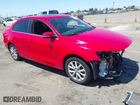 ✅ 2013 Volkswagen Jetta SE • VIN: 3VWDP7AJ4DM278719 • Lot: 42304489. Wystawiony na IAAI z przebiegiem 147 857 mil. Bezpłatny archiwum sprzedaży aukcyjnych z USA i szczegółowy raport historii pojazdu na DreamBid. Zdjęcie 1.