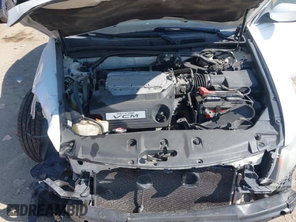 ✅ 2012 Honda Accord EX-L • VIN: 1HGCP3F87CA016557 • Lot: 43227314. Listed on IAAI with 203,497 mi. Free auction sales archive from the USA and detailed vehicle history report at DreamBid. Image 10.