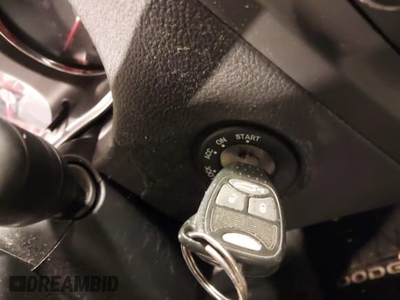 ✅ 2013 Dodge Avenger SE • VIN: 1C3CDZAB5DN712488 • Лот: 41423729. Опубликован ранее на IAAI с пробегом 122 227 миль. Бесплатный доступ к архиву аукционных продаж из США и подробный отчёт об истории автомобиля на DreamBid. Изображение 11.