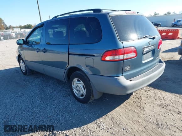 ✅ 2003 Toyota Sienna CE • VIN: 4T3ZF19C63U514881 • Lot: 43542891. Wystawiony na IAAI z przebiegiem 226 017 mil. Bezpłatny archiwum sprzedaży aukcyjnych z USA i szczegółowy raport historii pojazdu na DreamBid. Zdjęcie 3.