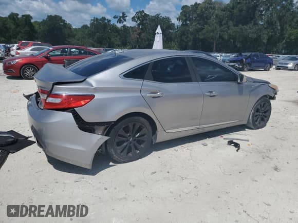 ✅ 2013 Hyundai Azera • VIN: KMHFG4JG6DA224829 • Lot: 71669555. Wystawiony na Copart z przebiegiem Nie podano. Bezpłatny archiwum sprzedaży aukcyjnych z USA i szczegółowy raport historii pojazdu na DreamBid. Zdjęcie 3.