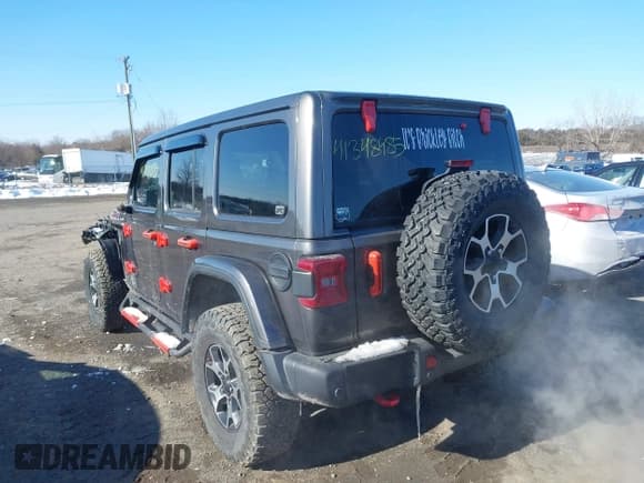 ✅ 2020 Jeep Wrangler Unlimited Rubicon • VIN: 1C4HJXFG3LW291155 • Lot: 41348485. Wystawiony na IAAI z przebiegiem 72 481 mil. Bezpłatny archiwum sprzedaży aukcyjnych z USA i szczegółowy raport historii pojazdu na DreamBid. Zdjęcie 3.