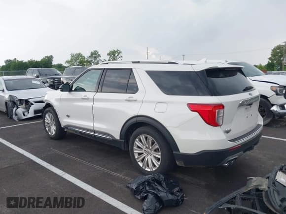 ✅ 2023 Ford Explorer King Ranch • VIN: 1FM5K7LC7PGA12707 • Lot: 42301557. Wystawiony na IAAI z przebiegiem 31 897 mil. Bezpłatny archiwum sprzedaży aukcyjnych z USA i szczegółowy raport historii pojazdu na DreamBid. Zdjęcie 3.