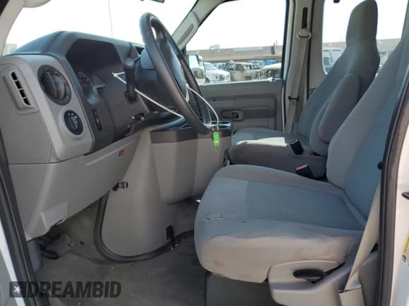 ✅ 2012 Ford Econoline Passenger XL • VIN: 1FBSS3BL5CDA01335 • Lot: 70212605. Listed on Copart with 220,740 mi. Free auction sales archive from the USA and detailed vehicle history report at DreamBid. Image 7.