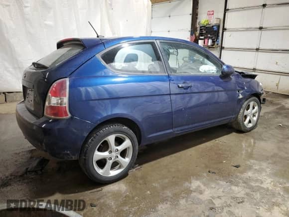2011 Hyundai Accent SE z VIN KMHCN3AC3BU194748, wystawiony jako Copart lot #84491534 z przebiegiem Nie podano mil oraz Szkoda całkowita • Salvage title. Historia ofert i sprzedaży dostępna na DreamBid. Obrazek 3.