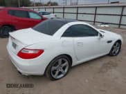 ✅ 2014 Mercedes-Benz SLK 250 • VIN: WDDPK4HA7EF081313 • Lot: 41520329. Wystawiony na IAAI z przebiegiem 53 031 mil. Bezpłatny archiwum sprzedaży aukcyjnych z USA i szczegółowy raport historii pojazdu na DreamBid. Zdjęcie 4.