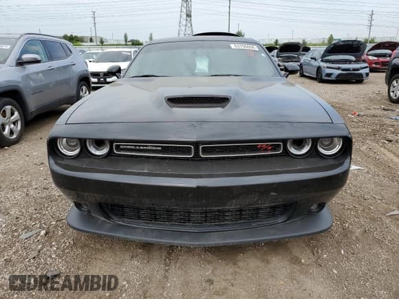 ✅ 2019 Dodge Challenger R/T • VIN: 2C3CDZBT1KH613826 • Lot: 63796094. Wystawiony na Copart z przebiegiem 31 707 mil. Bezpłatny archiwum sprzedaży aukcyjnych z USA i szczegółowy raport historii pojazdu na DreamBid. Zdjęcie 5.