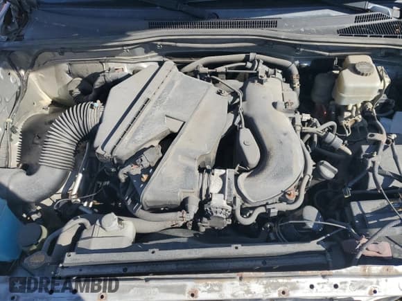 ✅ 2011 Toyota Tacoma • VIN: 3TMLU4EN8BM063649 • Lot: 91255795. Listed on Copart with 133,879 mi. Free auction sales archive from the USA and detailed vehicle history report at DreamBid. Image 11.