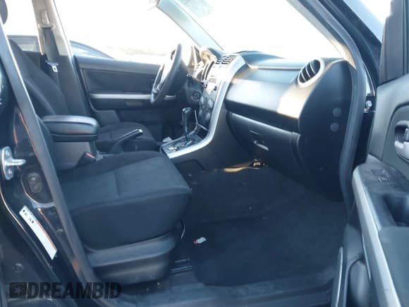 ✅ 2008 Suzuki Grand Vitara XSport • VIN: JS3TE944084104283 • Lot: 43888122. Listed on IAAI with 133,302 mi. Free auction sales archive from the USA and detailed vehicle history report at DreamBid. Image 5.