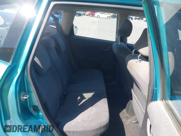 ✅ 2012 Honda Fit • VIN: JHMGE8H39CC014669 • Лот: 42604851. Опубликован ранее на IAAI с пробегом 107 952 миль. Бесплатный доступ к архиву аукционных продаж из США и подробный отчёт об истории автомобиля на DreamBid. Изображение 8.