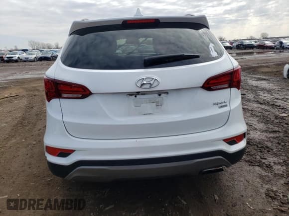 ✅ 2018 Hyundai Santa Fe 2.4L • VIN: 5NMZUDLB3JH065765 • Lot: 48708024. Wystawiony na Copart z przebiegiem 67 727 mil. Bezpłatny archiwum sprzedaży aukcyjnych z USA i szczegółowy raport historii pojazdu na DreamBid. Zdjęcie 6.