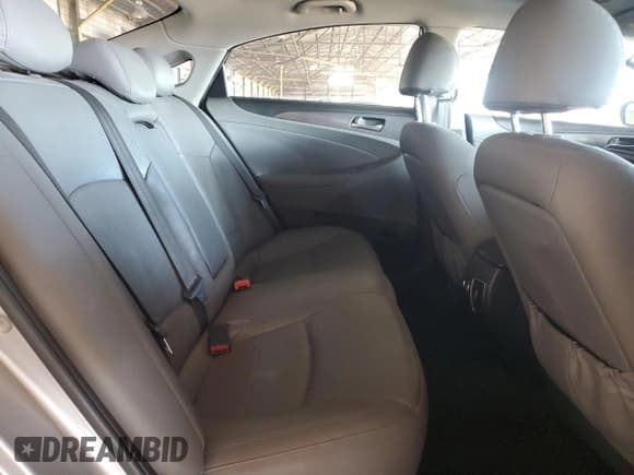 ✅ 2012 Hyundai Sonata Hybrid • VIN: KMHEC4A46CA063023 • Lot: 92126275. Wystawiony na Copart z przebiegiem 127 683 mil. Bezpłatny archiwum sprzedaży aukcyjnych z USA i szczegółowy raport historii pojazdu na DreamBid. Zdjęcie 10.