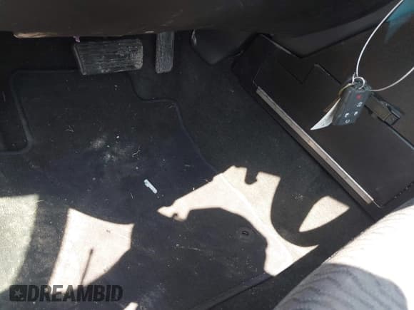 ✅ 2017 Chevrolet Tahoe Commercial • VIN: 1GNLCDEC2HR187691 • Lot: 42495430. Wystawiony na IAAI z przebiegiem 87 802 mil. Bezpłatny archiwum sprzedaży aukcyjnych z USA i szczegółowy raport historii pojazdu na DreamBid. Zdjęcie 11.