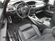 ✅ 2013 BMW 3 Series 335is • VIN: WBADX1C53DJ129244 • Лот: 74322204. Опубликован ранее на Copart с пробегом Не указан. Бесплатный доступ к архиву аукционных продаж из США и подробный отчёт об истории автомобиля на DreamBid. Изображение 8.