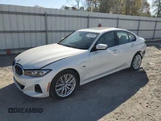 ✅ 2023 BMW 3 Series 330e xDrive • VIN: 3MW39FS04P8D06327 • Lot: 92168165. Listed on Copart with 7,811 mi. Free auction sales archive from the USA and detailed vehicle history report at DreamBid. Image 1.