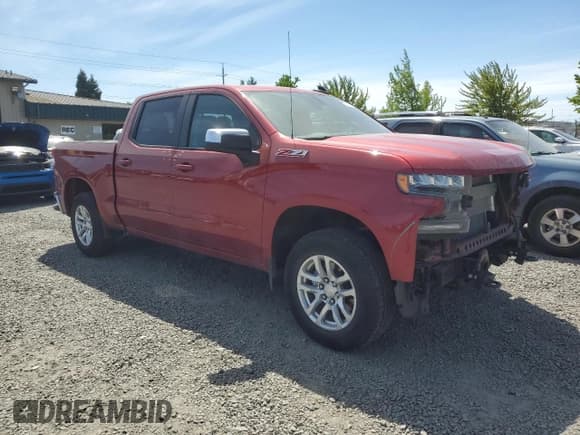 ✅ 2019 Chevrolet Silverado 1500 LT • VIN: 3GCUYDED9KG125056 • Lot: 53981824. Wystawiony na Copart z przebiegiem 18 268 mil. Bezpłatny archiwum sprzedaży aukcyjnych z USA i szczegółowy raport historii pojazdu na DreamBid. Zdjęcie 4.
