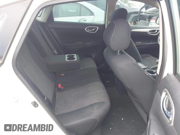 ✅ 2014 Nissan Sentra SV • VIN: 3N1AB7AP1EL677686 • Лот: 43244607. Опубликован ранее на IAAI с пробегом 158 119 миль. Бесплатный доступ к архиву аукционных продаж из США и подробный отчёт об истории автомобиля на DreamBid. Изображение 8.