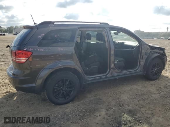 ✅ 2020 Dodge Journey SE Value • VIN: 3C4PDCAB9LT274695 • Lot: 85731115. Listed on Copart with 63,291 mi. Free auction sales archive from the USA and detailed vehicle history report at DreamBid. Image 3.