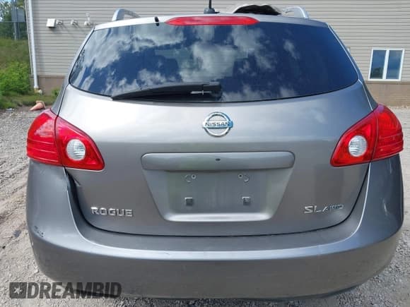 ✅ 2010 Nissan Rogue SL • VIN: JN8AS5MV7AW149669 • Lot: 43082409. Listed on IAAI with 124,913 mi. Free auction sales archive from the USA and detailed vehicle history report at DreamBid. Image 16.