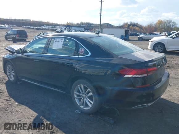 ✅ 2020 Volkswagen Passat SE • VIN: 1VWWA7A36LC001744 • Lot: 43606170. Wystawiony na IAAI z przebiegiem Nie podano. Bezpłatny archiwum sprzedaży aukcyjnych z USA i szczegółowy raport historii pojazdu na DreamBid. Zdjęcie 3.