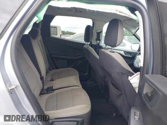 ✅ 2022 Ford Escape SE Hybrid • VIN: 1FMCU9BZ5NUA46081 • Lot: 43052879. Wystawiony na IAAI z przebiegiem 121 686 mil. Bezpłatny archiwum sprzedaży aukcyjnych z USA i szczegółowy raport historii pojazdu na DreamBid. Zdjęcie 8.