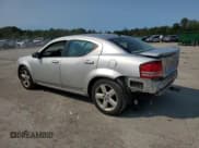 ✅ 2008 Dodge Avenger SXT • VIN: 1B3LC56R18N696195 • Лот: 70243474. Опубликован ранее на Copart с пробегом 171 589 миль. Бесплатный доступ к архиву аукционных продаж из США и подробный отчёт об истории автомобиля на DreamBid. Изображение 2.