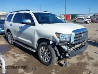 ✅ 2011 Toyota Sequoia Platinum • VIN: 5TDYY5G1XBS036513 • Lot: 41322921. Listed on IAAI with 206,727 mi. Free auction sales archive from the USA and detailed vehicle history report at DreamBid. Image 1.