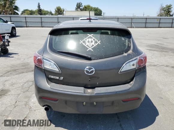 ✅ 2013 Mazda 3 i Touring • VIN: JM1BL1LP3D1767999 • Лот: 68495395. Опубликован ранее на Copart с пробегом 150 305 миль. Бесплатный доступ к архиву аукционных продаж из США и подробный отчёт об истории автомобиля на DreamBid. Изображение 6.