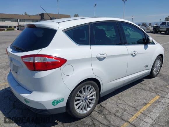 ✅ 2013 Ford C-Max SEL • VIN: 1FADP5CU3DL555298 • Lot: 41980253. Wystawiony na IAAI z przebiegiem 191 811 mil. Bezpłatny archiwum sprzedaży aukcyjnych z USA i szczegółowy raport historii pojazdu na DreamBid. Zdjęcie 4.