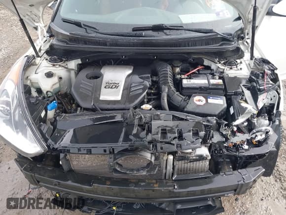 ✅ 2016 Hyundai Veloster Turbo • VIN: KMHTC6AE6GU275727 • Lot: 41743920. Wystawiony na IAAI z przebiegiem 94 893 mil. Bezpłatny archiwum sprzedaży aukcyjnych z USA i szczegółowy raport historii pojazdu na DreamBid. Zdjęcie 10.