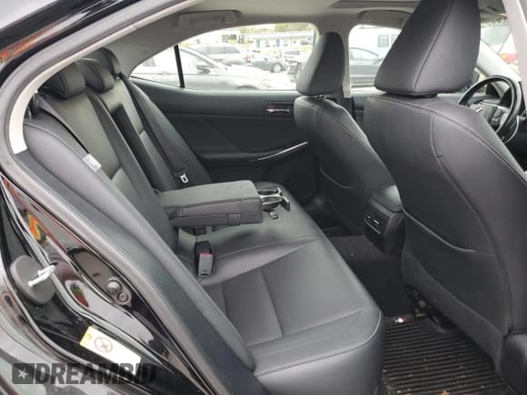 ✅ 2016 Lexus IS 300/350 • VIN: JTHCM1D29G5014476 • Lot: 90252705. Listed on Copart with 70,241 mi. Free auction sales archive from the USA and detailed vehicle history report at DreamBid. Image 10.