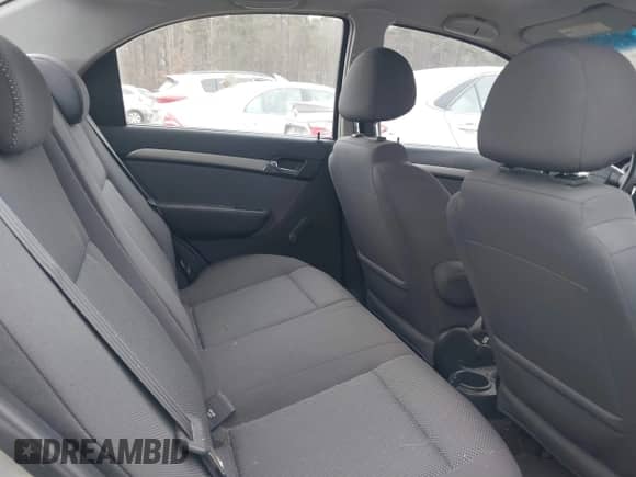 2008 Chevrolet Aveo LS z VIN KL1TD566X8B151512, wystawiony jako IAAI lot #41364928 z przebiegiem 67 477 mil mil oraz . Historia ofert i sprzedaży dostępna na DreamBid. Obrazek 8.