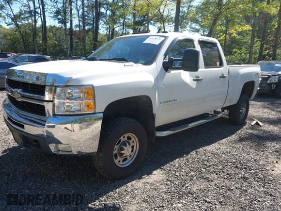 ✅ 2009 Chevrolet Silverado 2500HD LT • VIN: 1GCHK53KX9F183182 • Лот: 43470161. Опубликован ранее на IAAI с пробегом 117 211 миль. Бесплатный доступ к архиву аукционных продаж из США и подробный отчёт об истории автомобиля на DreamBid. Изображение 17.