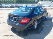 ✅ 2013 Mercedes-Benz C 300 Sport • VIN: WDDGF8AB2DR264162 • Лот: 43058356. Опубликован ранее на IAAI с пробегом 126 264 миль. Бесплатный доступ к архиву аукционных продаж из США и подробный отчёт об истории автомобиля на DreamBid. Изображение 4.