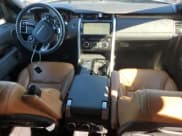 ✅ 2019 Land Rover Discovery HSE • VIN: SALRR2RV8K2404204 • Lot: 91323915. Wystawiony na Copart z przebiegiem 100 390 mil. Bezpłatny archiwum sprzedaży aukcyjnych z USA i szczegółowy raport historii pojazdu na DreamBid. Zdjęcie 8.