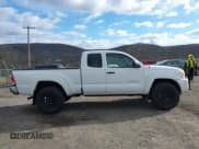 ✅ 2007 Toyota Tacoma PreRunner • VIN: 5TETU62N57Z423762 • Lot: 43823022. Wystawiony na IAAI z przebiegiem 129 891 mil. Bezpłatny archiwum sprzedaży aukcyjnych z USA i szczegółowy raport historii pojazdu na DreamBid. Zdjęcie 13.