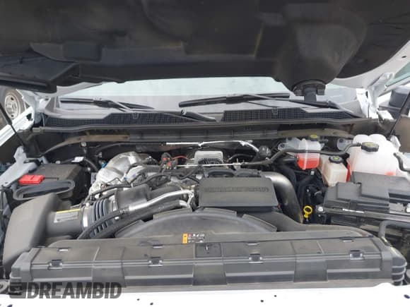 ✅ 2025 Chevrolet Silverado 2500HD LT • VIN: 2GC1KNEY2S1221276 • Лот: 43143439. Опубликован ранее на IAAI с пробегом 4 017 миль. Бесплатный доступ к архиву аукционных продаж из США и подробный отчёт об истории автомобиля на DreamBid. Изображение 10.