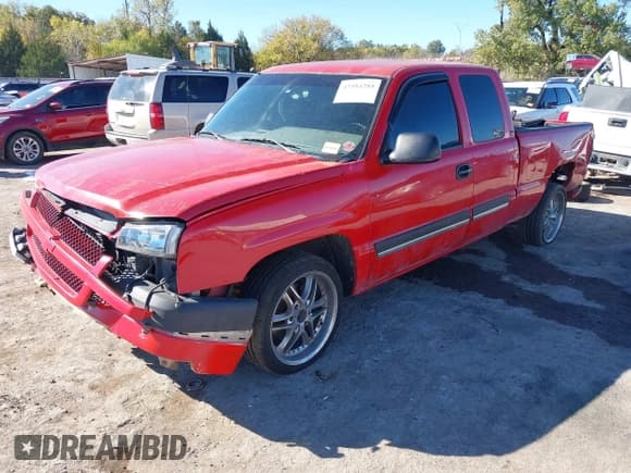 ✅ 2005 Chevrolet Silverado 1500 Work Truck • VIN: 2GCEC19T651322718 • Лот: 43584285. Опубликован ранее на IAAI с пробегом 272 650 миль. Бесплатный доступ к архиву аукционных продаж из США и подробный отчёт об истории автомобиля на DreamBid. Изображение 20.