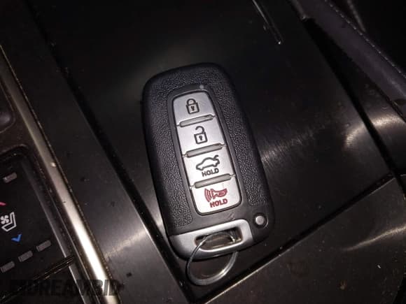 ✅ 2012 Hyundai Azera • VIN: KMHFH4JG1CA153065 • Lot: 43385837. Listed on IAAI with 97,920 mi. Free auction sales archive from the USA and detailed vehicle history report at DreamBid. Image 11.