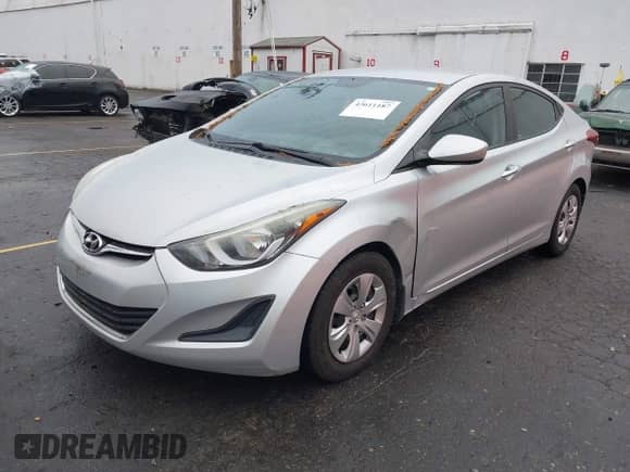 2016 Hyundai Elantra SE с VIN KMHDH4AE1GU483699, выставлен на аукционе IAAI как лот 43611187 с пробегом 183 463 миль миль и . История ставок и продаж доступна на DreamBid. Изображение 2.