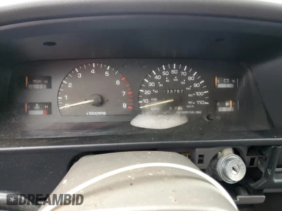 ✅ 1993 Toyota Pickup SR5 • VIN: JT4VN13G5P5104664 • Лот: 92746735. Опубликован ранее на Copart с пробегом 233 787 миль. Бесплатный доступ к архиву аукционных продаж из США и подробный отчёт об истории автомобиля на DreamBid. Изображение 9.