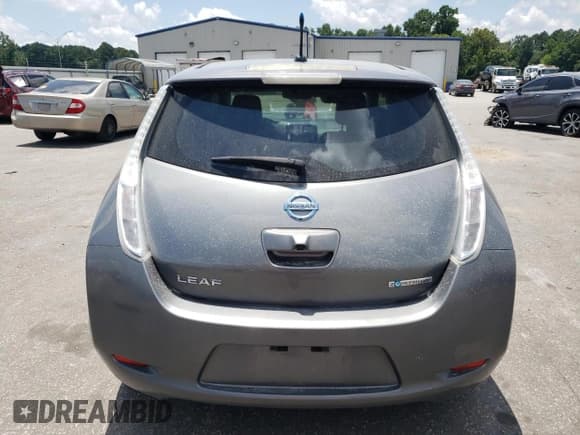 ✅ 2014 Nissan LEAF SV • VIN: 1N4AZ0CP2EC334383 • Лот: 63141245. Опубликован ранее на Copart с пробегом 62 078 миль. Бесплатный доступ к архиву аукционных продаж из США и подробный отчёт об истории автомобиля на DreamBid. Изображение 6.