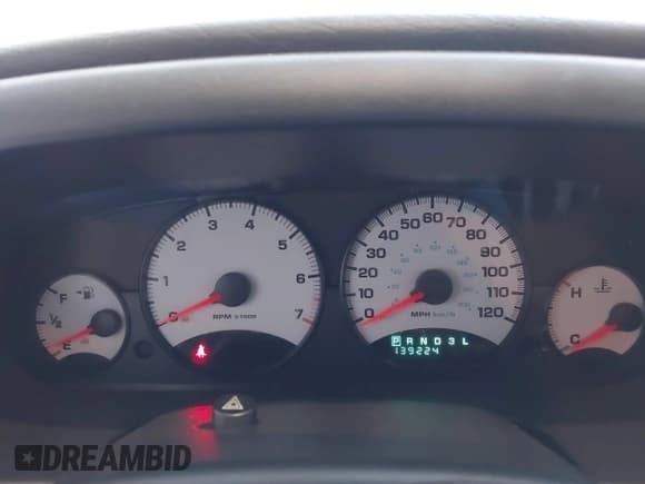 ✅ 2002 Dodge Stratus SXT • VIN: 1B3EL46X12N272492 • Lot: 41174253. Wystawiony na IAAI z przebiegiem 139 224 mil. Bezpłatny archiwum sprzedaży aukcyjnych z USA i szczegółowy raport historii pojazdu na DreamBid. Zdjęcie 7.