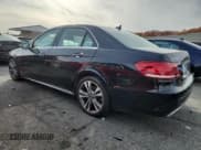 ✅ 2014 Mercedes-Benz E 350 Sport • VIN: WDDHF8JBXEA823655 • Лот: 91210715. Опубликован ранее на Copart с пробегом 111 603 миль. Бесплатный доступ к архиву аукционных продаж из США и подробный отчёт об истории автомобиля на DreamBid. Изображение 2.